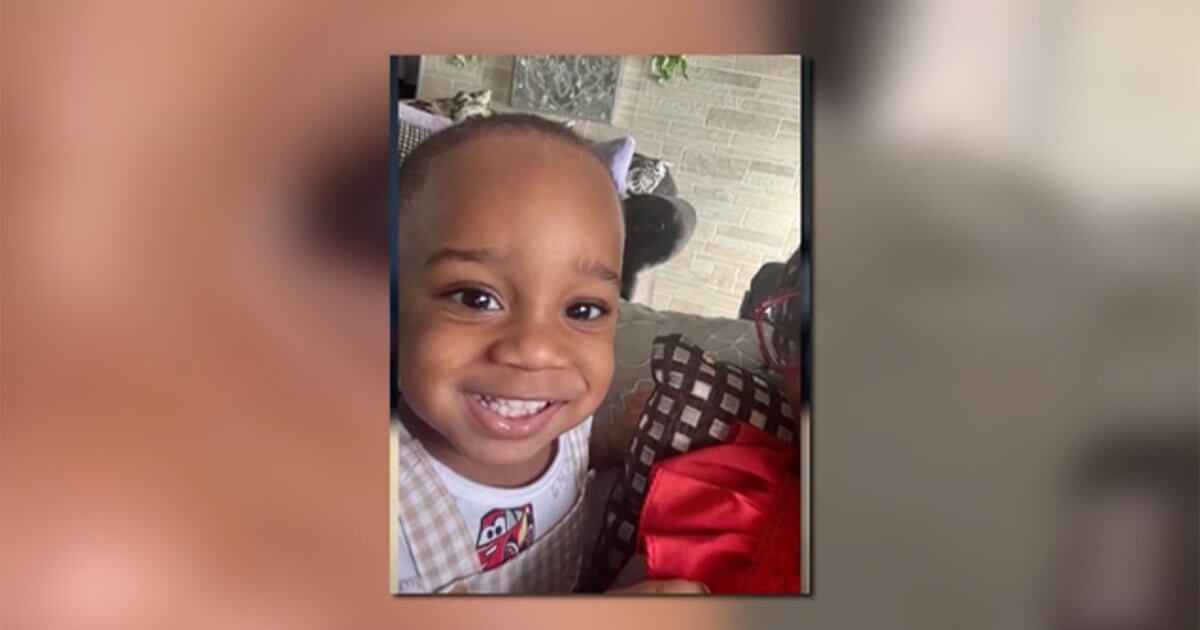1-year-old child killed after Mississippi police officer shoots at car