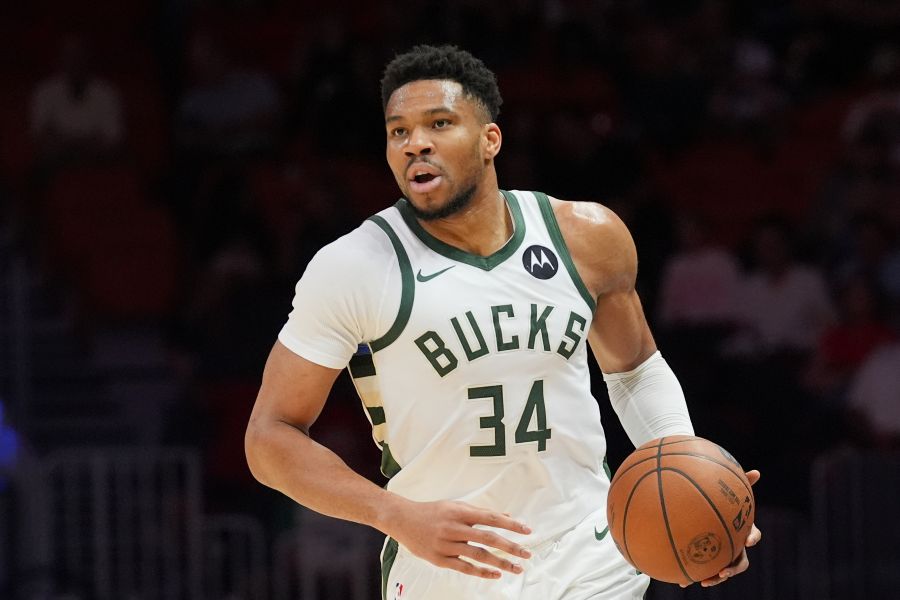 Giannis Antetokounmpo getting traded to Heat in blockbuster deal, AP source says