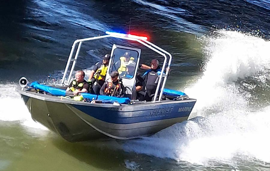 Water rescue underway near Broadway Bridge, after report of person in Snake River