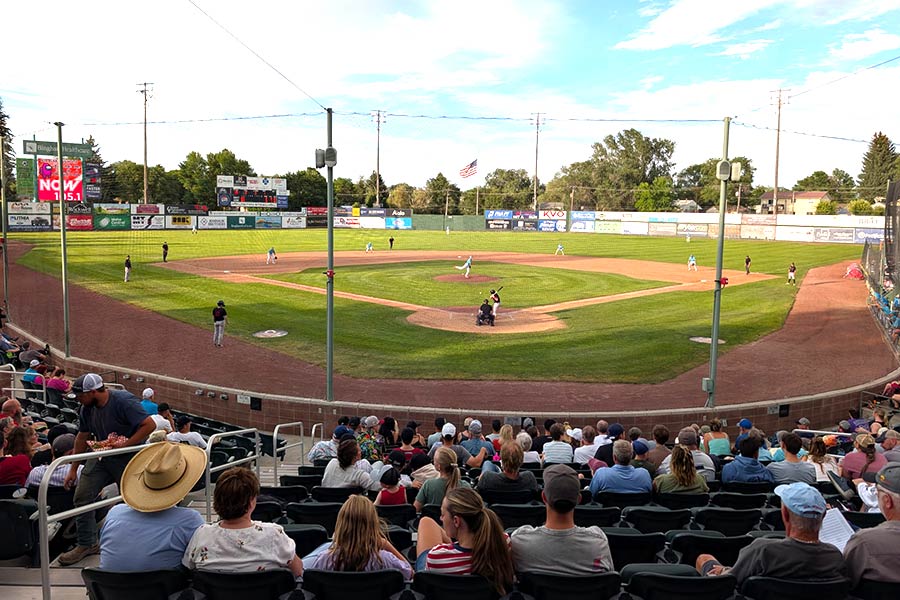 Boise tops Chukars 9-6 to even series
