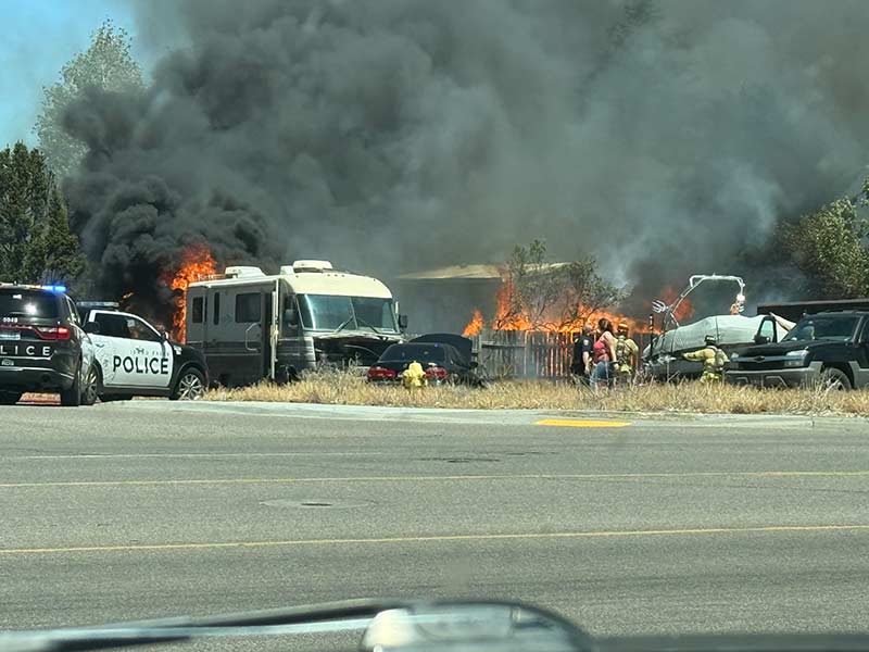 Idaho Falls fire causes damage to homes and multiple vehicles - East ...