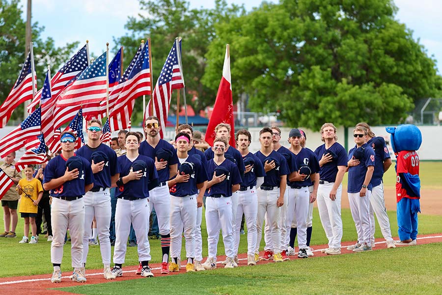 Photo of the Week: Celebrating 4th of July with America's favorite pastime