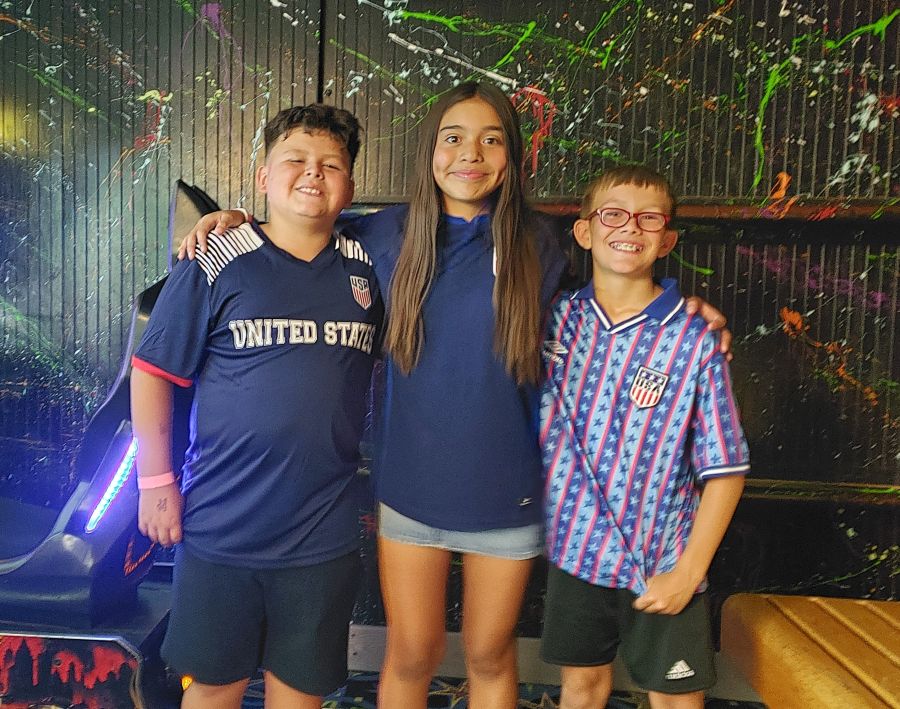 Mondiali: i giovani talenti del club Timberwolves osservano l'élite del calcio