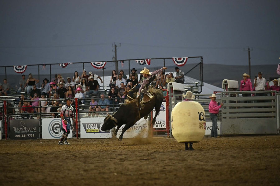 War Bonnett Round up 2026
