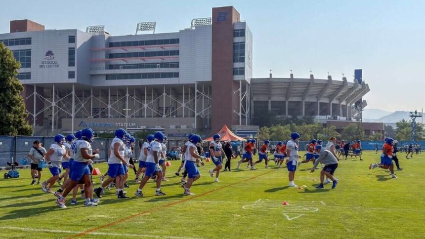 Boise State players run through practice drills. | Idaho Statesman.