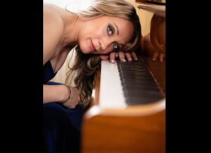 Allison Andersen pianist