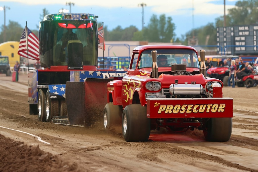 EISF tractor pull