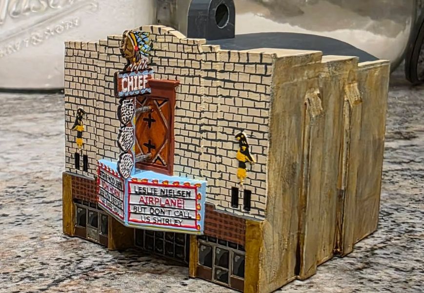Mini chief theater