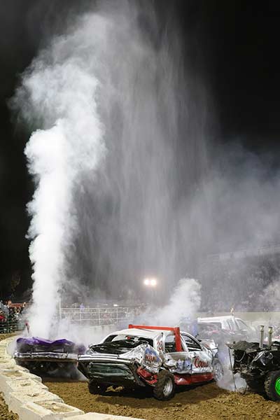 demo derby 8