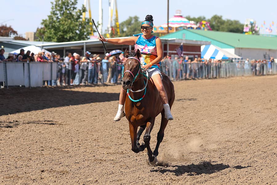 Eastern Idaho State Fair Indian Relays, Diamond Amyotte from Montana