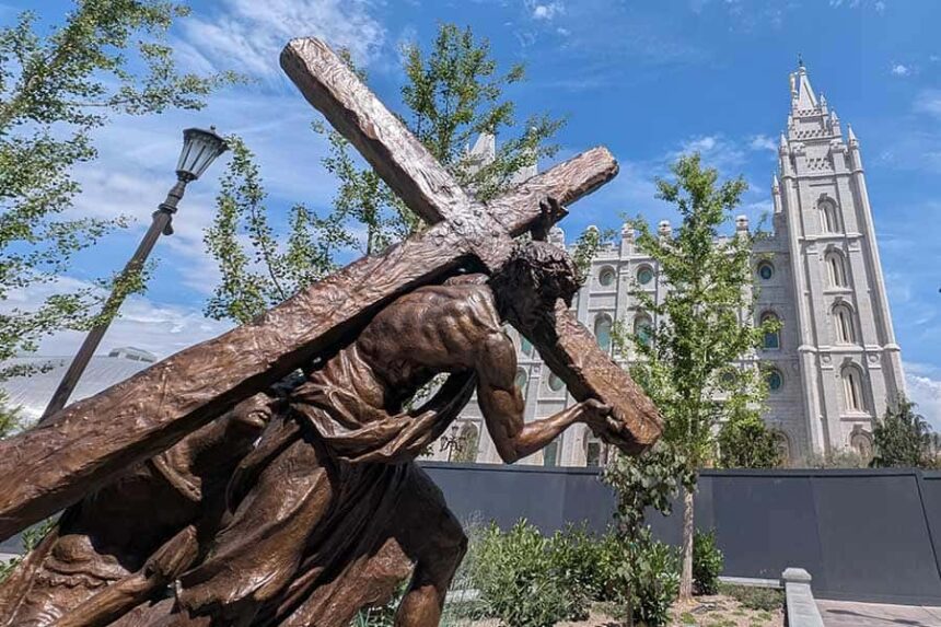 Jesus statue near Salt Lake Temple