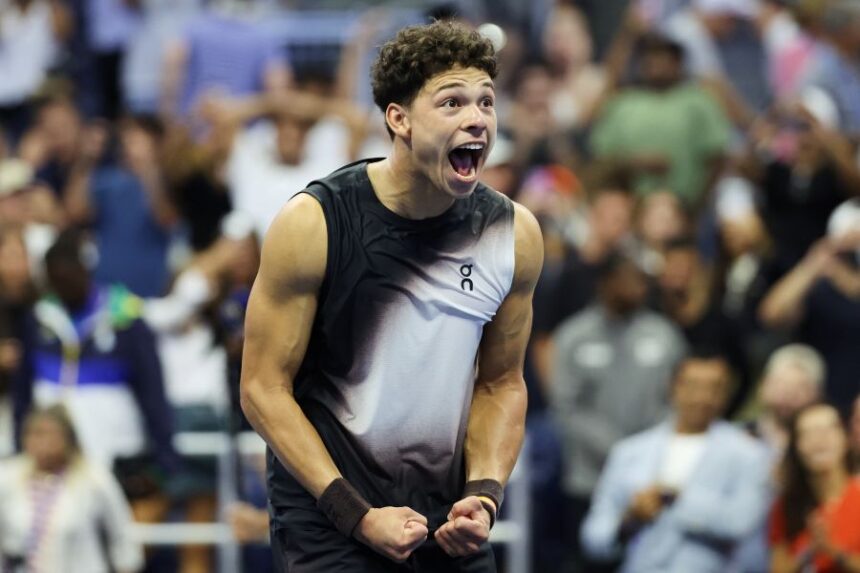 Ben Shelton, of the United States, celebrates after winning against Carlos Alcaraz, of Spain, inthe quarterfinal round of the U.S. Open tennis championships, Wednesday, Sept. 9, 2026, in New York. (AP Photo/Heather Khalifa)