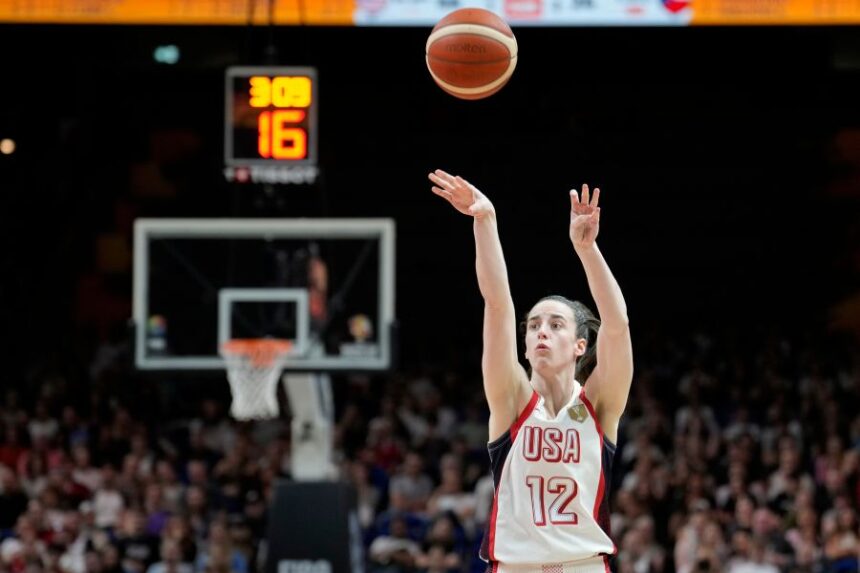 Caitlin Clark, of the United States, shoots during the Women's Basketball World Cup match between the United States and Czechia in Berlin, Monday, Sept. 7, 2026. (AP Photo/Ebrahim Noroozi)