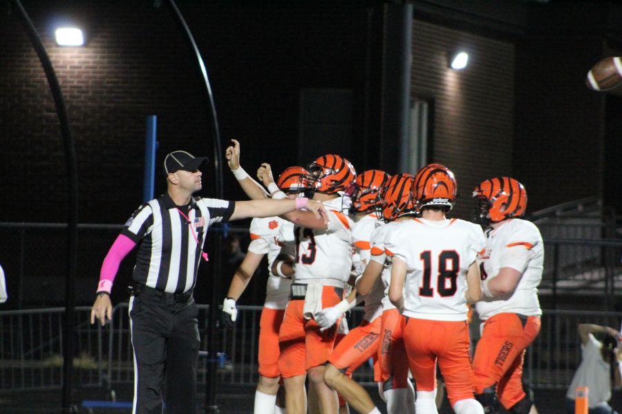 Idaho Falls' Will Thompson and teammates celebrate a touchdown. | Allan Steele, EastIdahoSports.com.