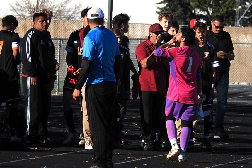 Teton goalie Bruno Silva
