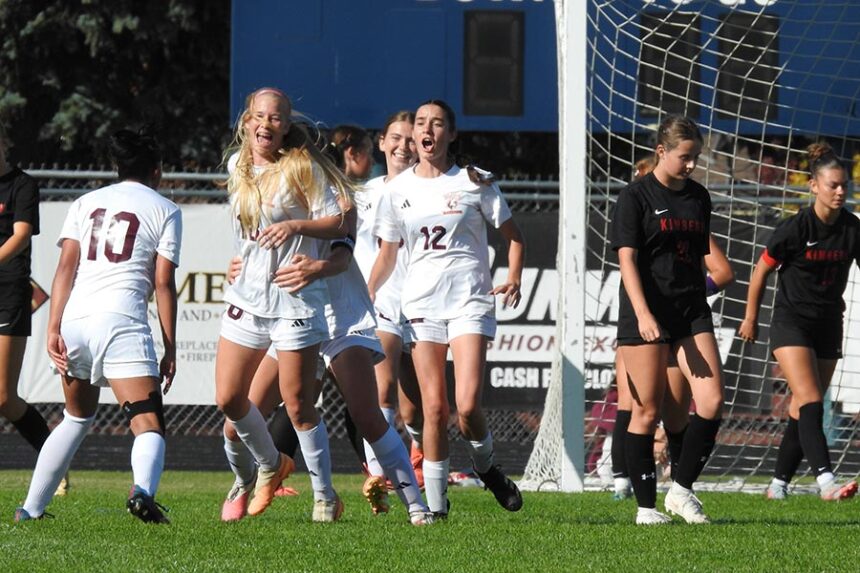Teton girls soccer Lucy Carlson (18)
