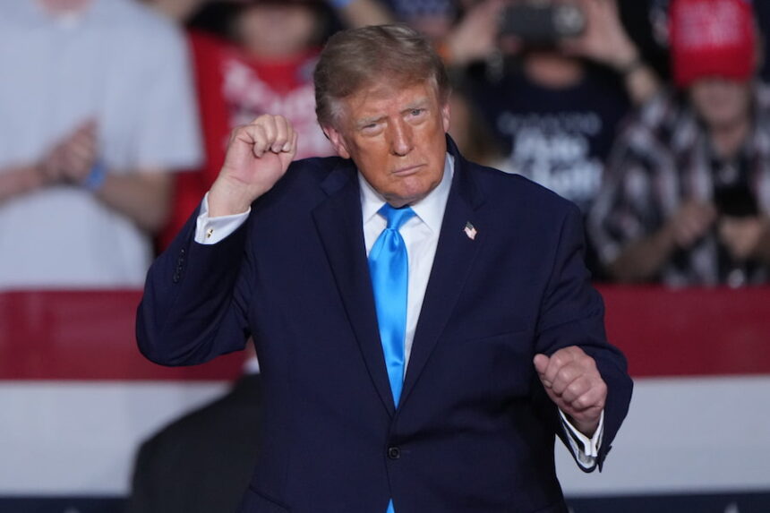 Trump dances