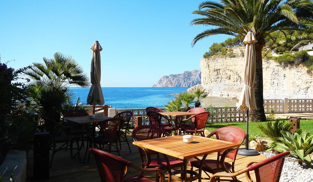 Restaurant La Paillotte, Calle Gavilá 17, Benissa. +34 965 747 420.