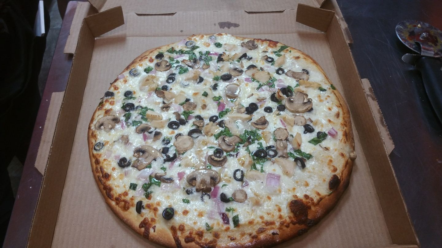 Saluda Whistle Stop Pizza & Wings