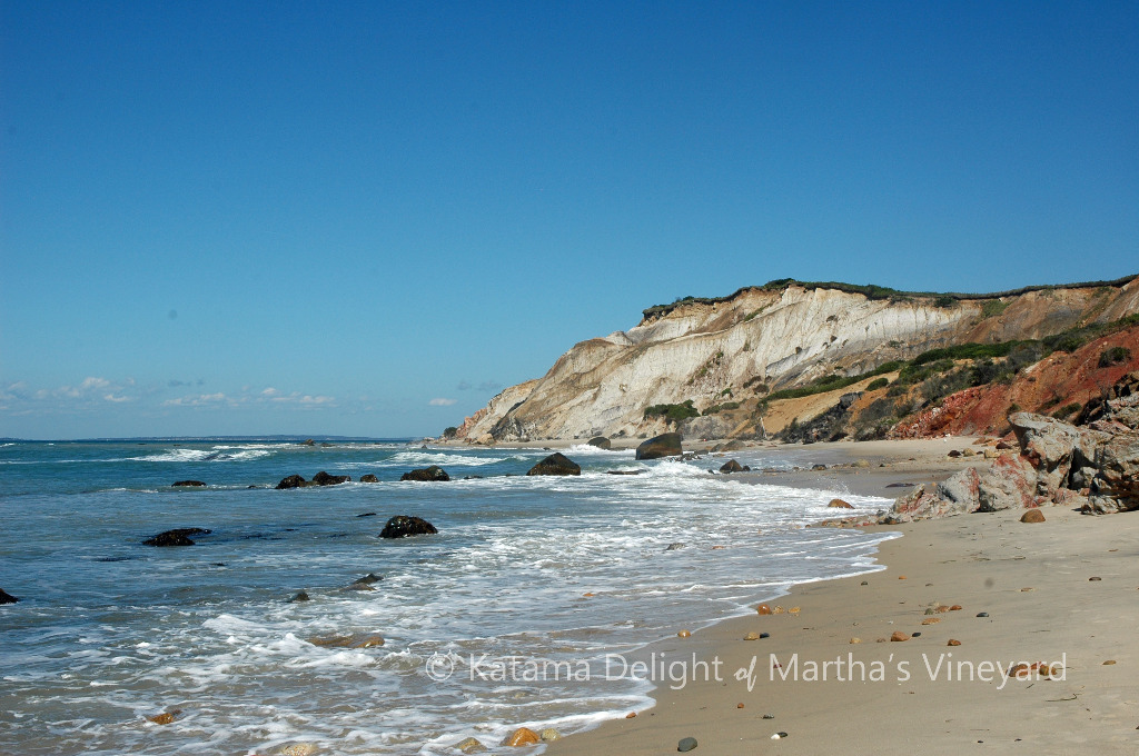 A walk: Moshup Beach and the Cliffs of Gay Head, Aquinnah, Martha's Vineyard