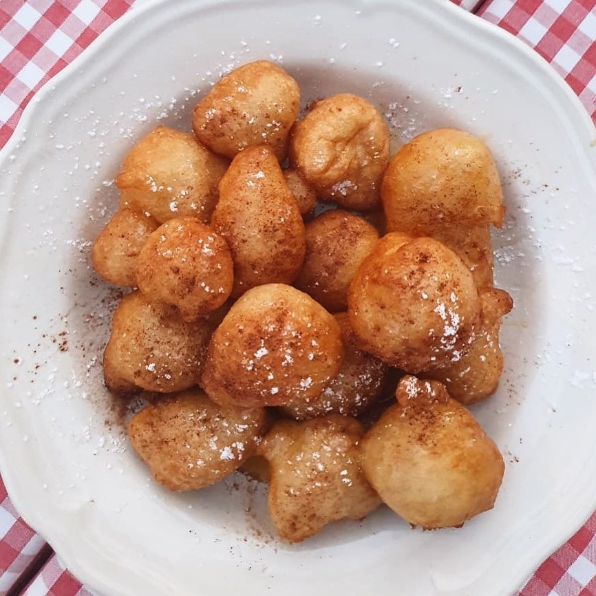 Best Places to Eat on Skiathos Island