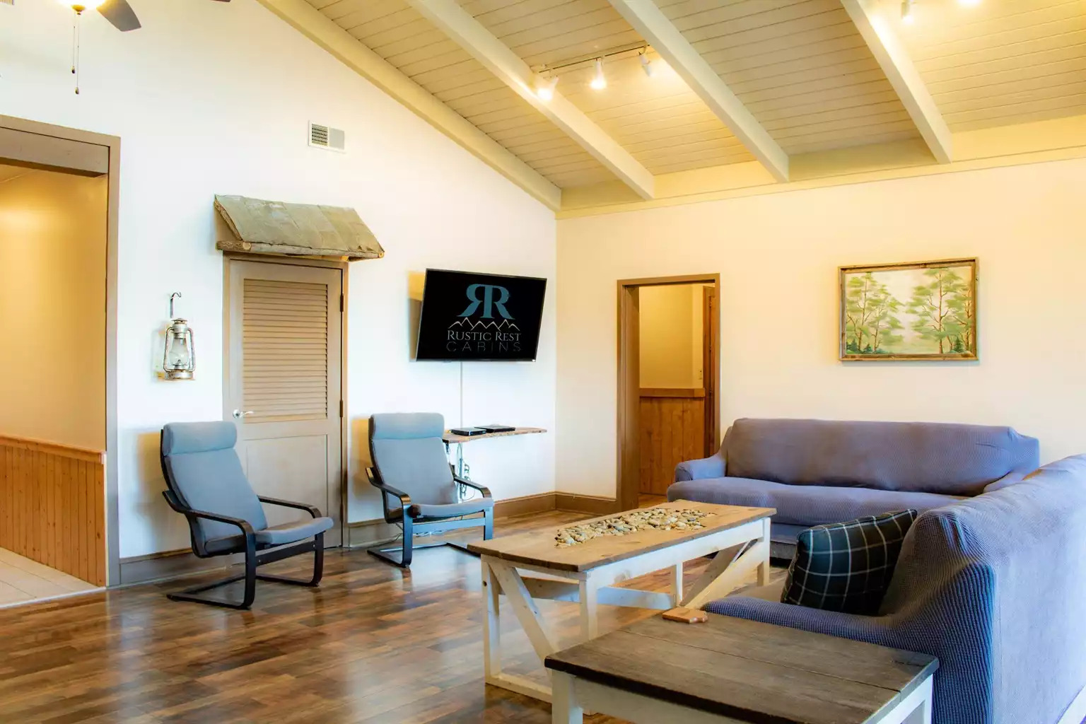 Upper Level Living Room with a 55" TV Upper Level Living Room with a 55" TV - The Hive Lodge - Whittier