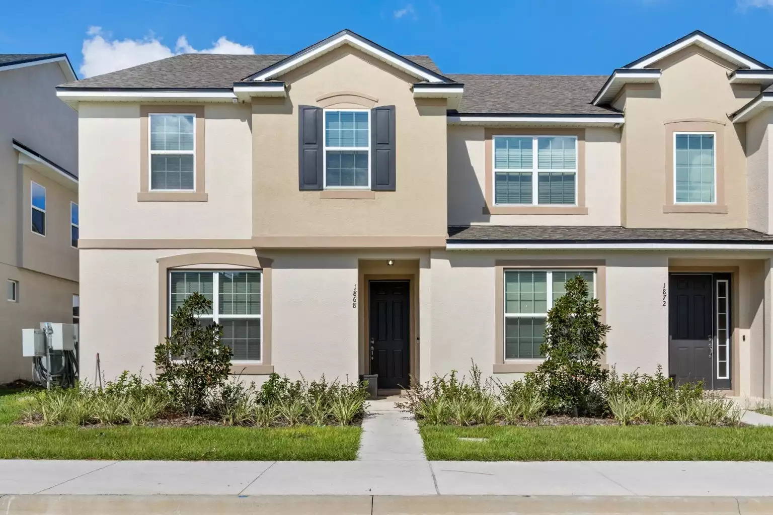 New home with professional landscaping. 15 minutes from Disney World. New home with professional landscaping. 15 minutes from Disney World. - Luxury Vacation Home Minutes From Disney World - Kissimmee