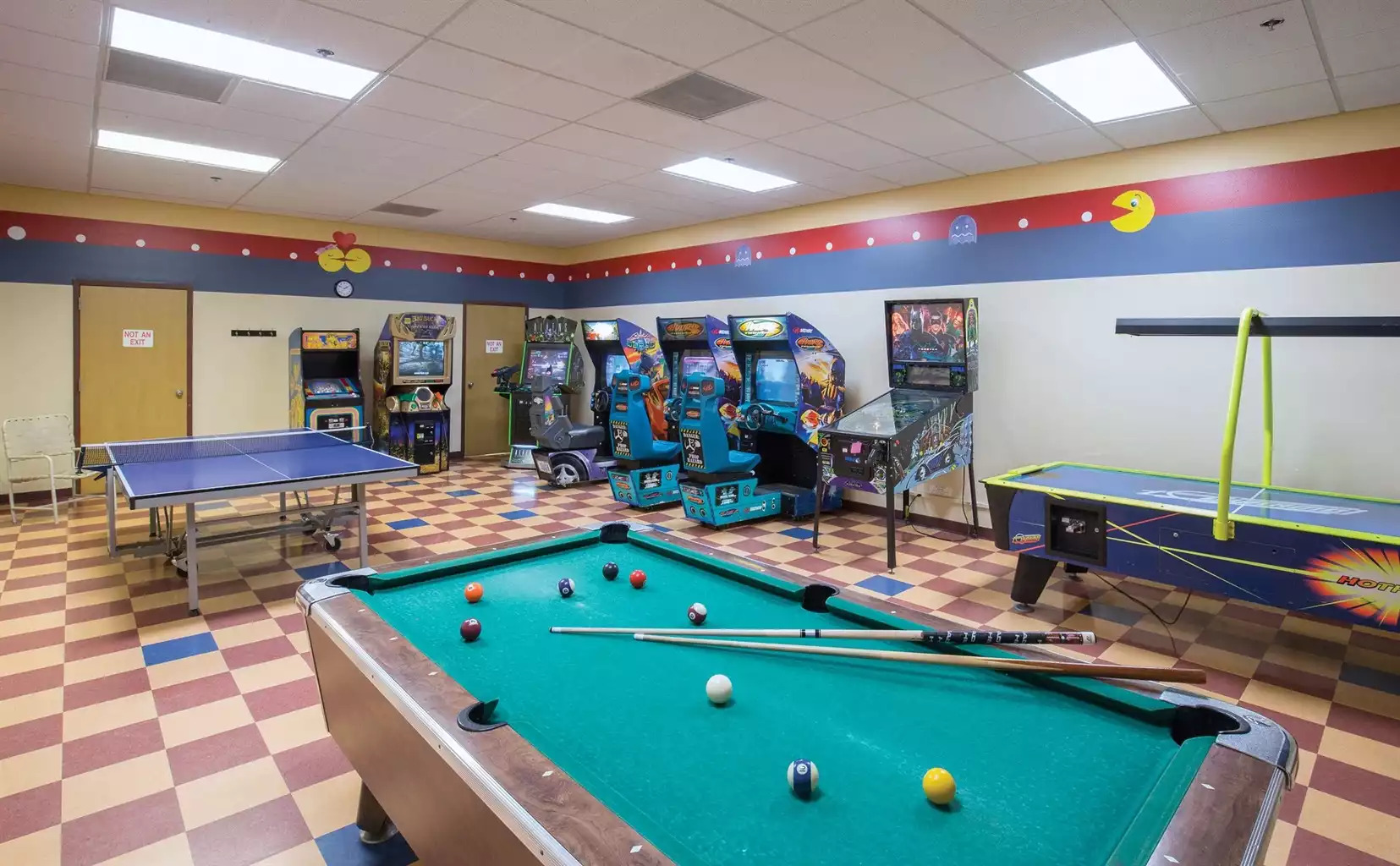 Game Room Game Room - Eagle Crest Resort 2bdr Chalet - Redmond