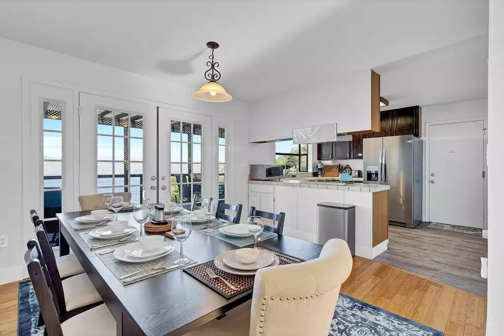 Enjoy dining viewing the lake with 8 chairs. Enjoy dining viewing the lake with 8 chairs. - NEW Unobstructed Lake/Mountain View home, movie rm - Kelseyville