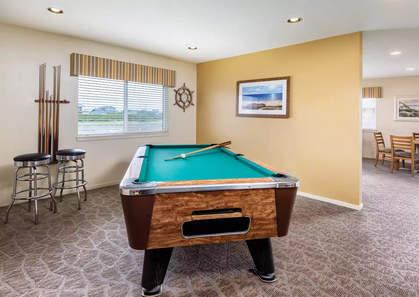 Game room Game room - Mariner Village 2bdr - Ocean Shores