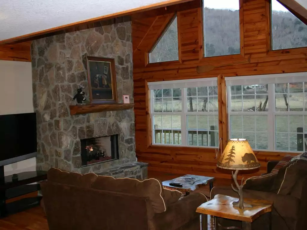 Riverfront Mountain View in Hiawassee Hiawassee