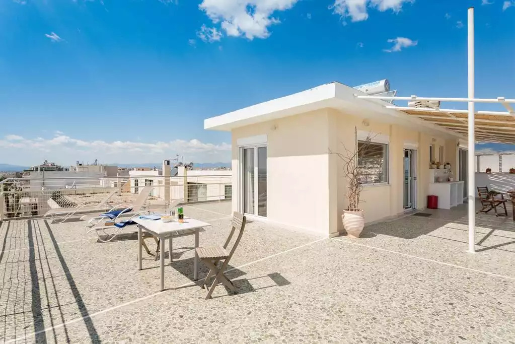The private terrace this Seafront Penthouse offers you is really huge The private terrace this Seafront Penthouse offers you is really huge - Seafront Penthouse / LEO - Kalamata