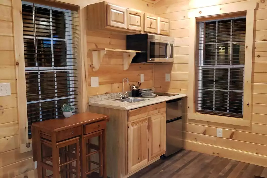 Cottage with MIND BLOWING Smoky Mountain views! - Pigeon Forge Cottage with MIND BLOWING Smoky Mountain views! - Pigeon Forge