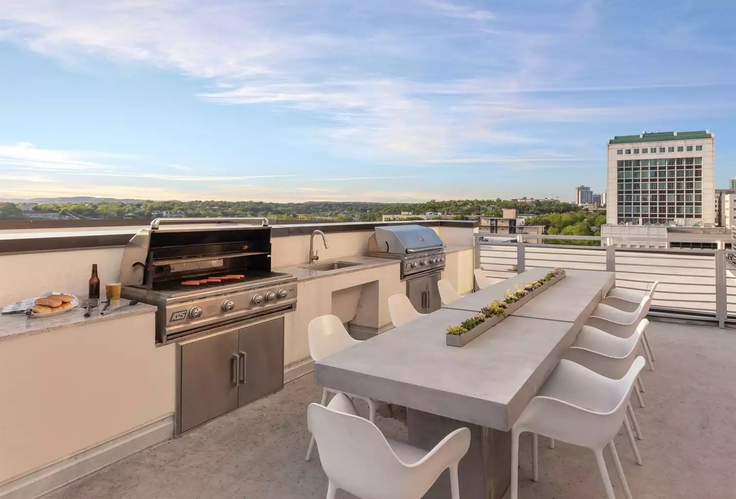 Rooftop Grill Area Rooftop Grill Area - Austin Resort Studio Presidential - Austin