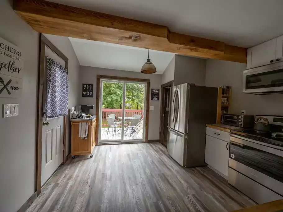 Kitchen has access to the deck Kitchen has access to the deck - A & R Hacienda - In the Heart of Callicoon, NY - Callicoon