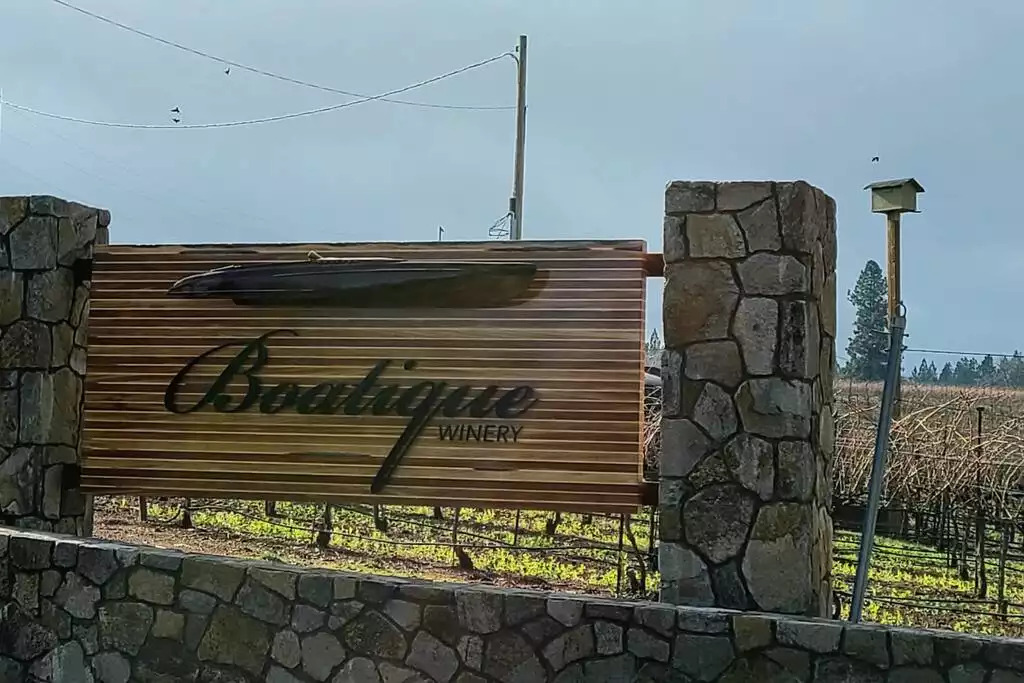 Enjoy nearby wineries including Boatique, Lajour (5-6 minutes drive) Enjoy nearby wineries including Boatique, Lajour (5-6 minutes drive) - NEW Unobstructed Lake/Mountain View home, movie rm - Kelseyville