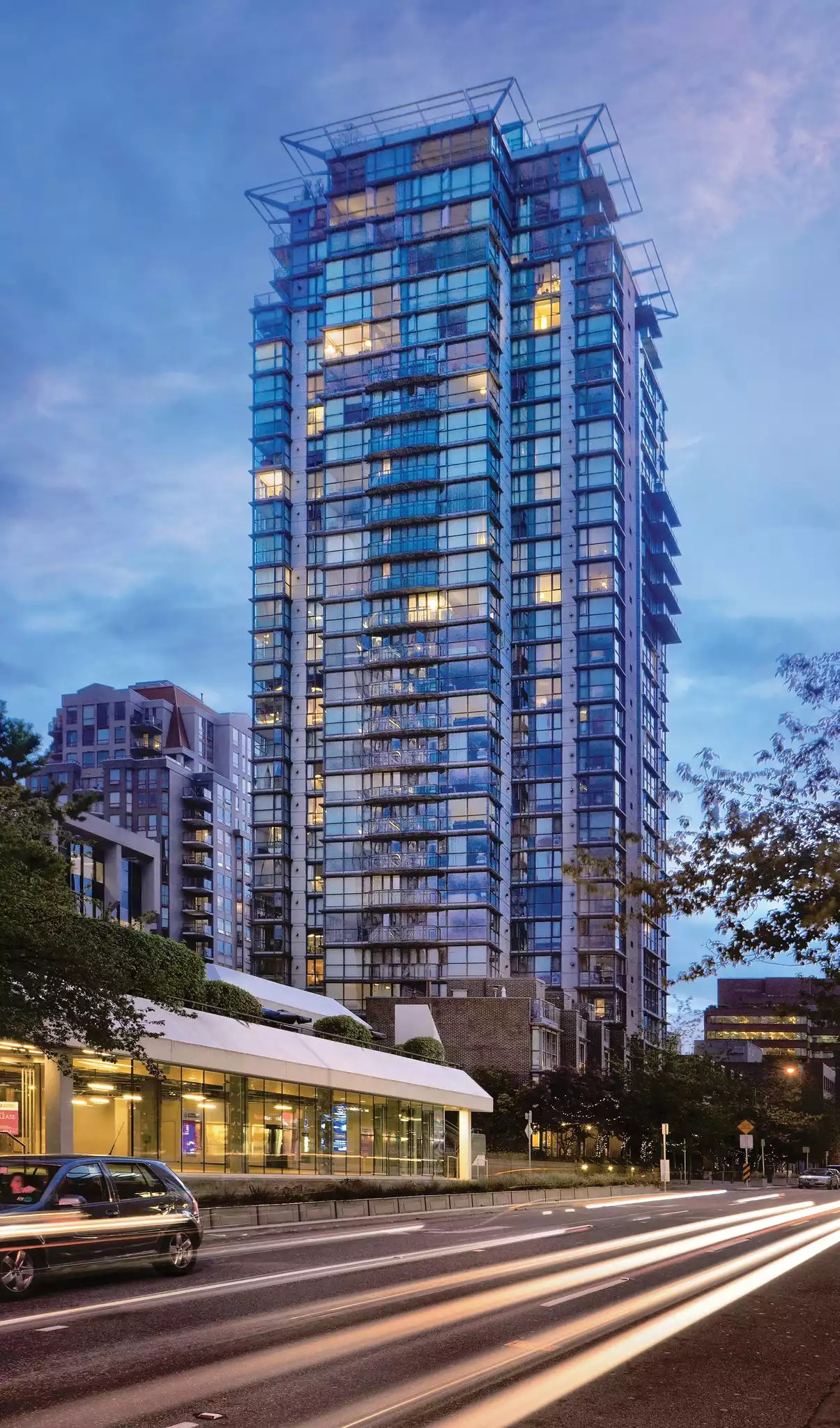 Exterior View Exterior View - The Canadian Resort 2bdr Compact - Vancouver
