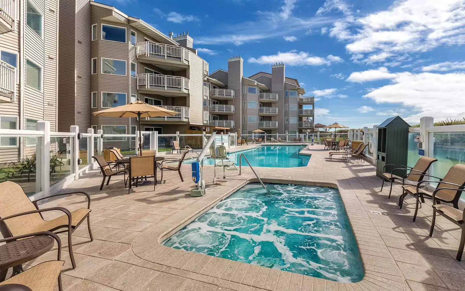 Pools & Hot Tubs Pools & Hot Tubs - Mariner Village 2bdr - Ocean Shores