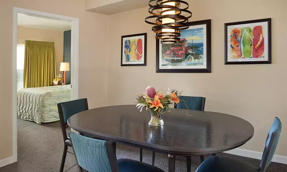 Dining Area Dining Area - Oceanside Resort 3bdr - Oceanside