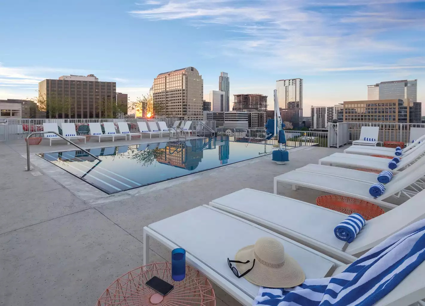 Rooftop Pool Rooftop Pool - Austin Resort Studio Presidential - Austin