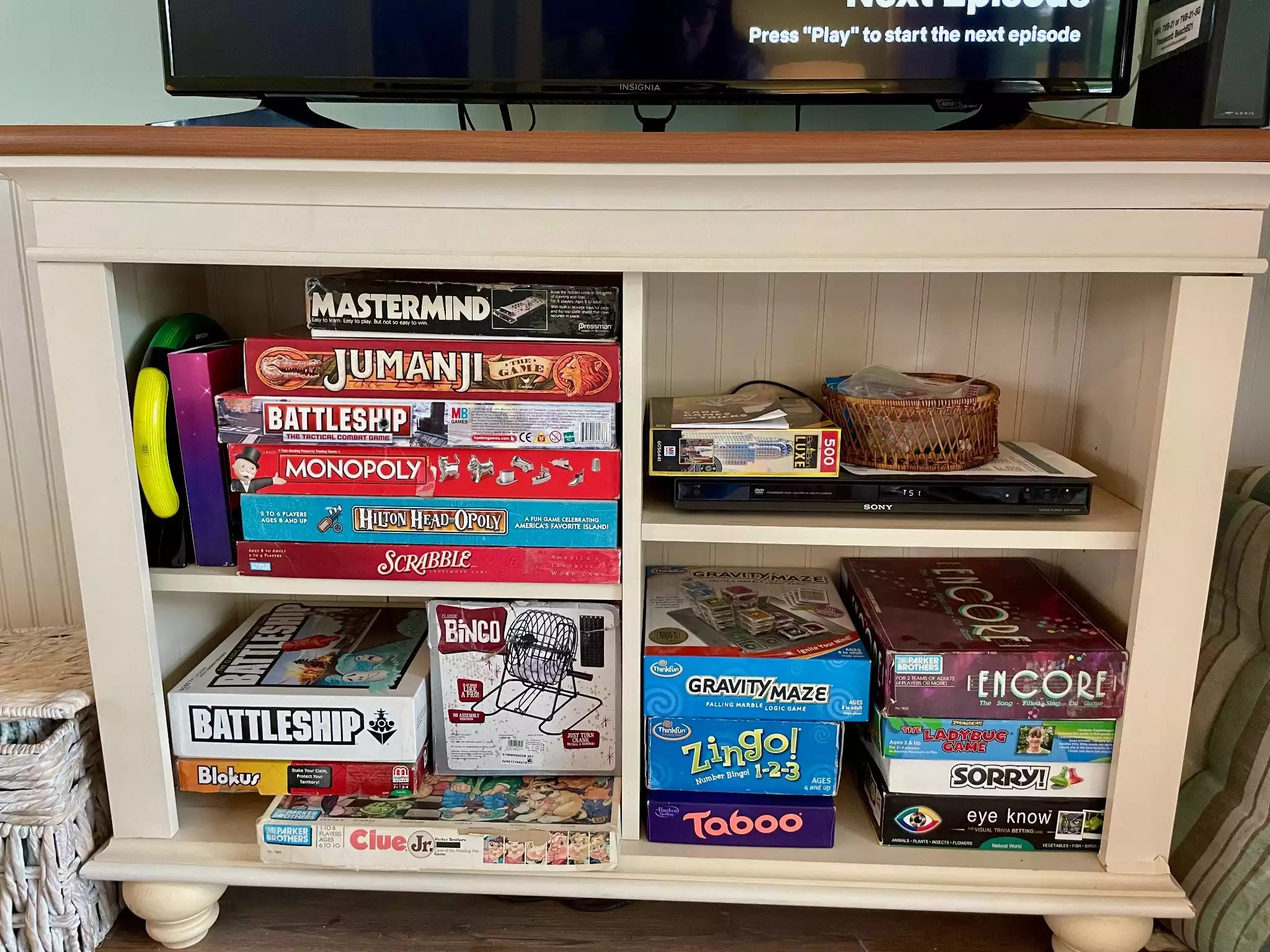 Families love all the board games we provide. Great for rainy days on Hilton Head or just some fun family time. “The condo had everything we needed and more. It even rained for a full day that we were there and my family of 5 never ran out things to do at the condo.” Families love all the board games we provide. Great for rainy days on Hilton Head or just some fun family time. “The condo had everything we needed and more. It even rained for a full day that we were there and my family of 5 never ran out things to do at the condo.” - HHI TIDE 21, Family Vacation Rental, HHB&T Resort - Hilton Head Island