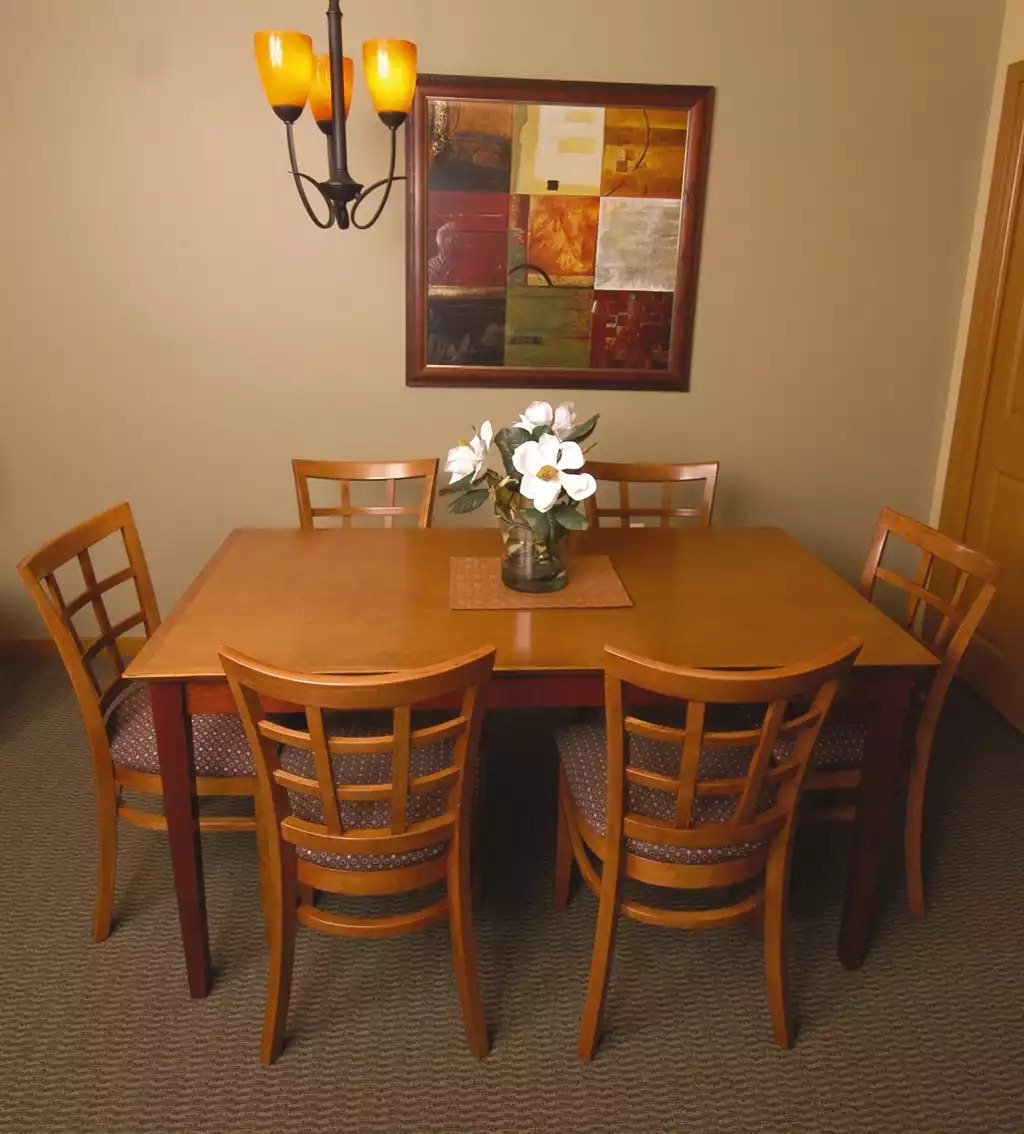 Dining Area Dining Area - Bear Lake Resort 2bdr Twin - Garden City