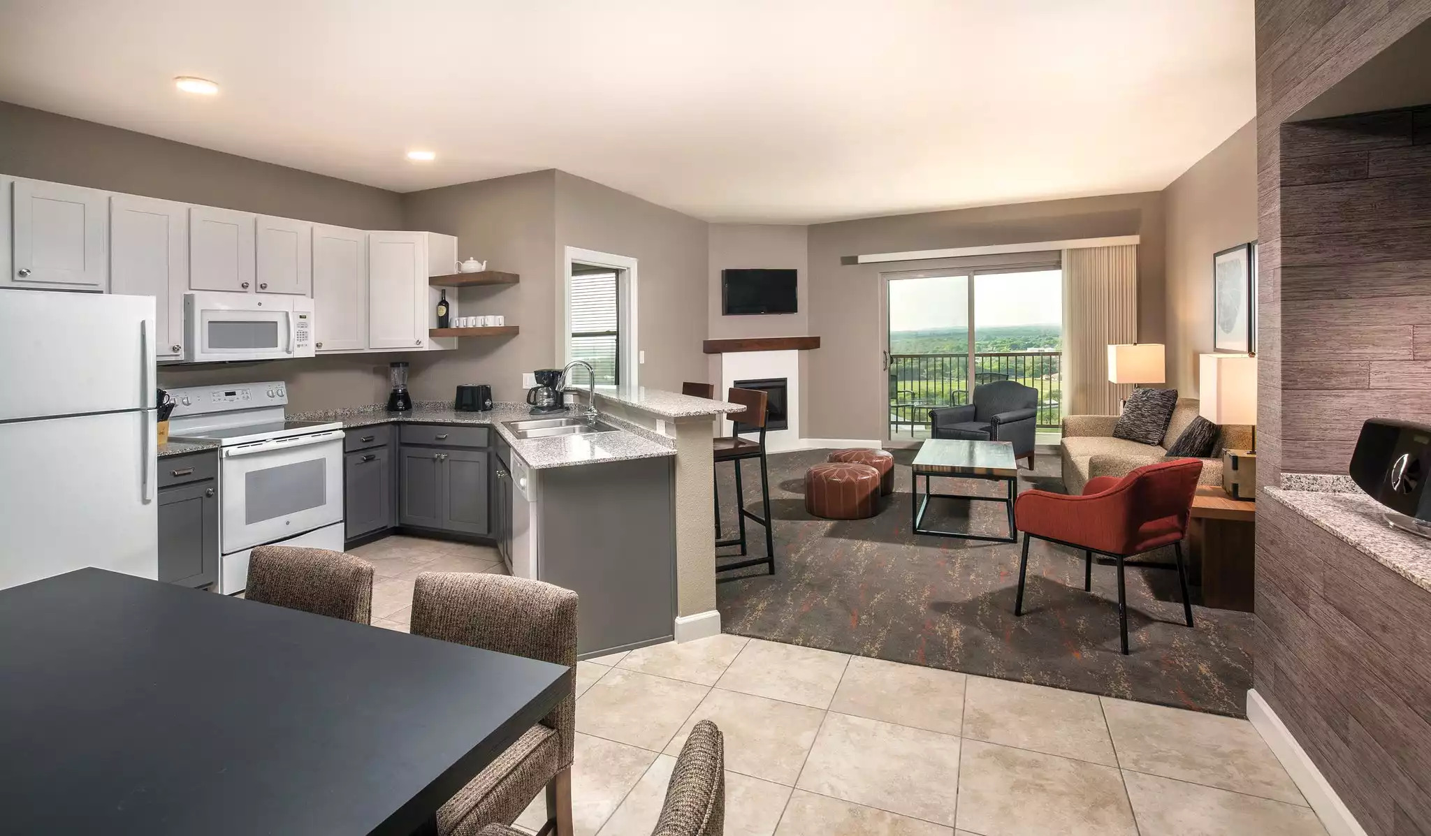 Kitchen & Living Area Kitchen & Living Area - Marble Falls Resort 3bdr - Marble Falls