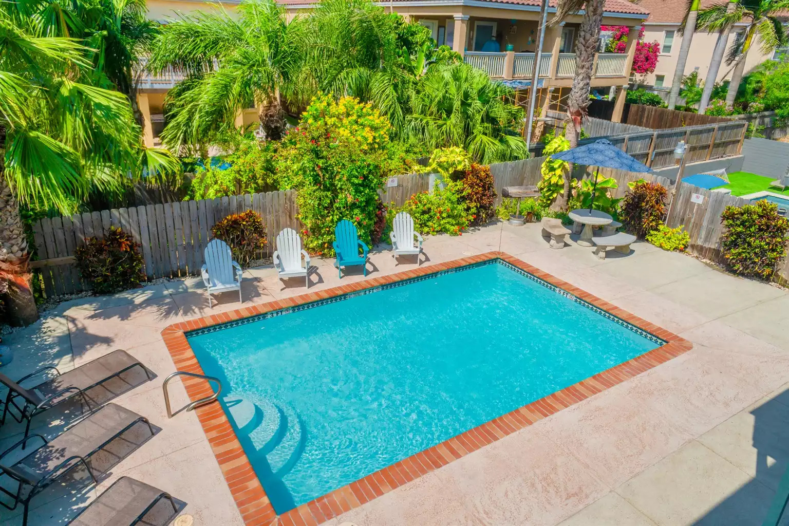 Refreshing swimming pool Refreshing swimming pool - Casa Caracol B - South Padre Island