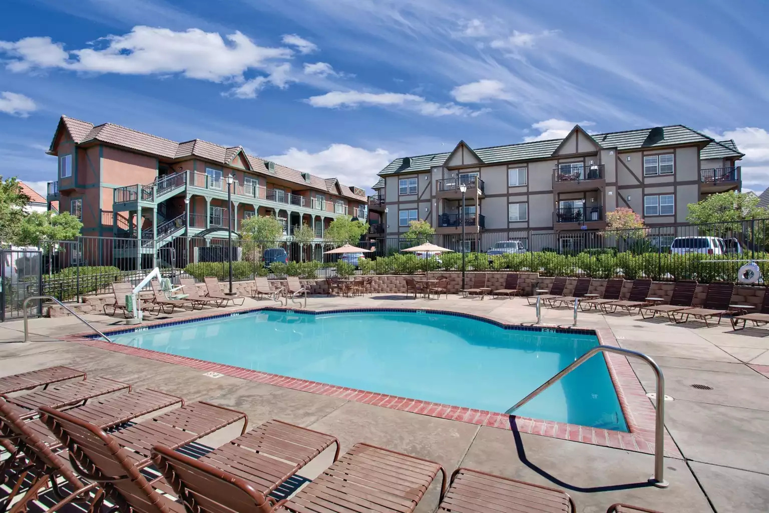 Pools & Hot Tubs Pools & Hot Tubs - Solvang Resort Studio - Solvang