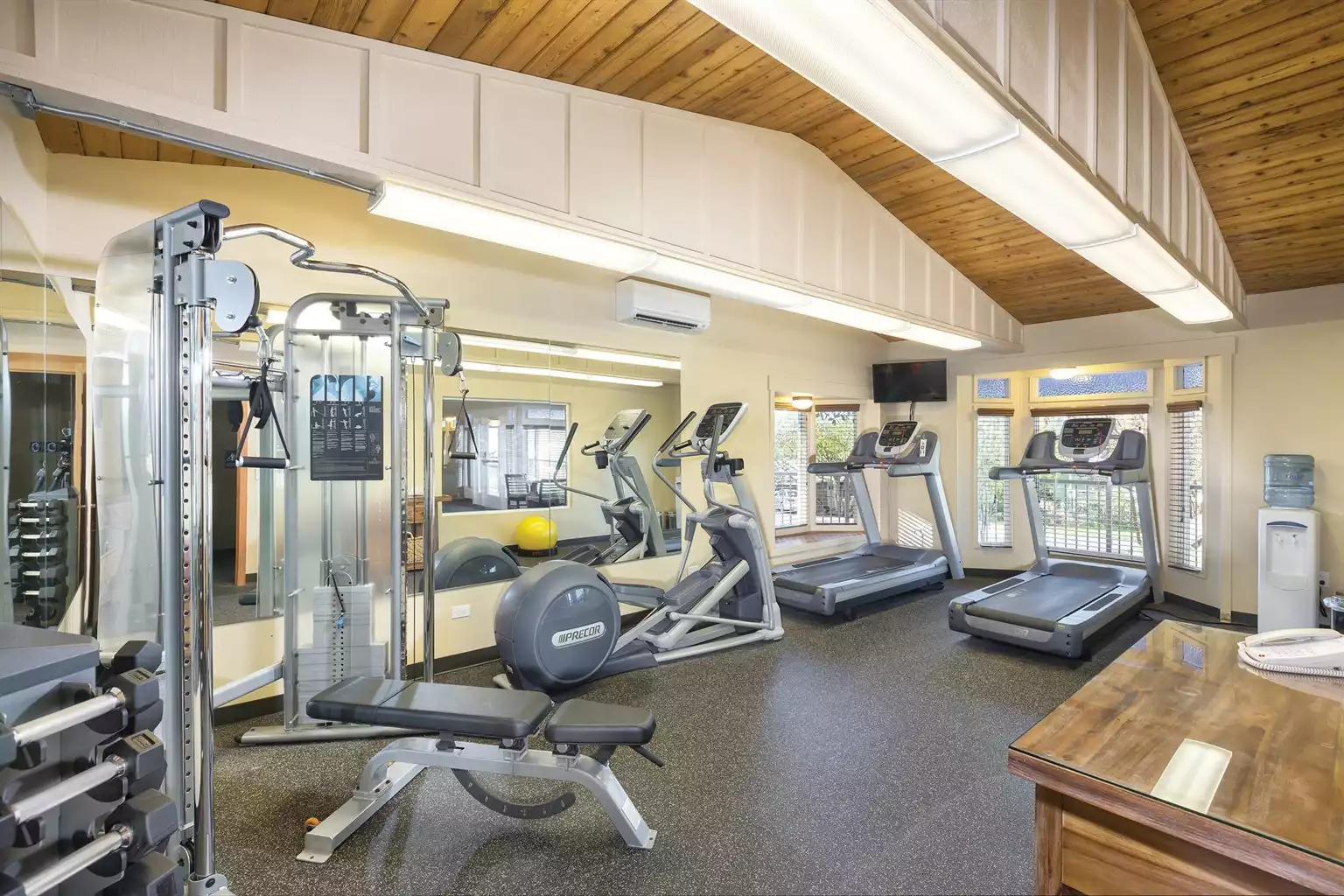 Indoor Gym Indoor Gym - Deer Harbor Resort 1bdr Garden Cottage - Deer Harbor