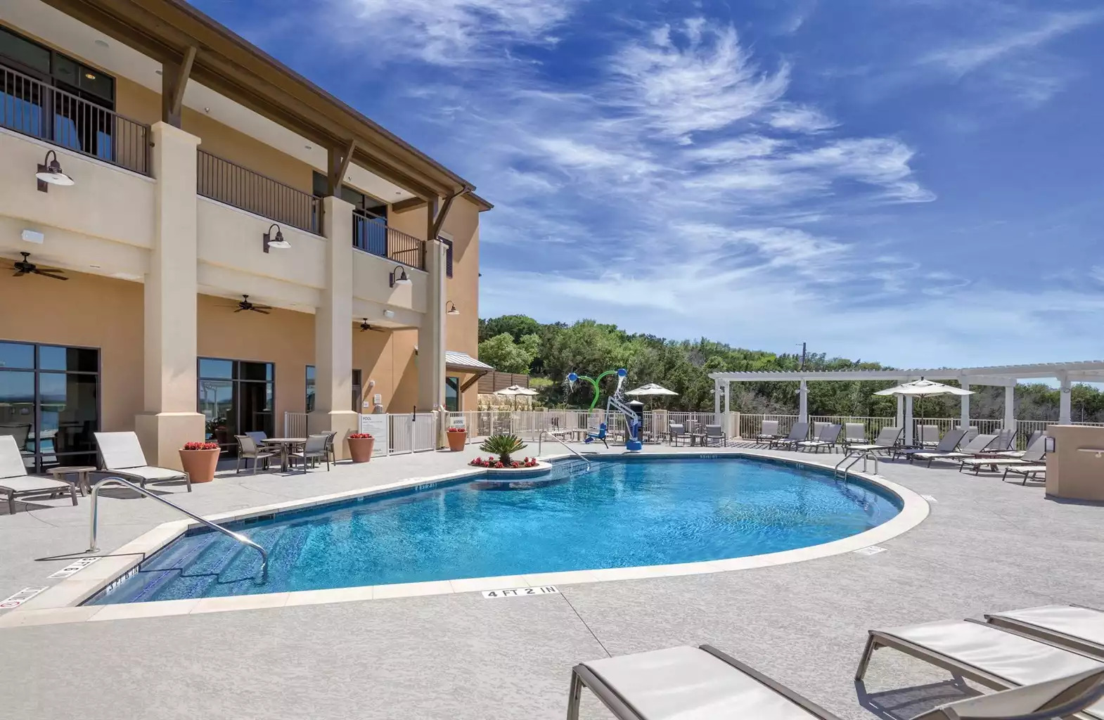 Pool & Hot Tub Pool & Hot Tub - Marble Falls Resort 2bdr Presidential - Marble Falls