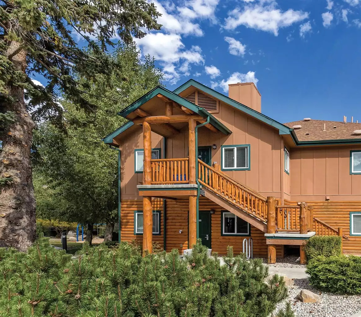 Exterior View Exterior View - Estes Park Resort 1bdr - Estes Park