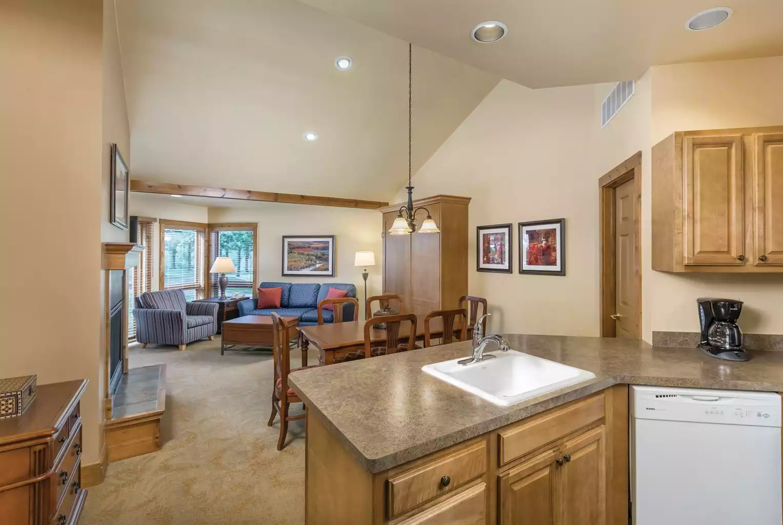Kitchen & Living Area Kitchen & Living Area - Galena Resort 2bdr Queen - Galena