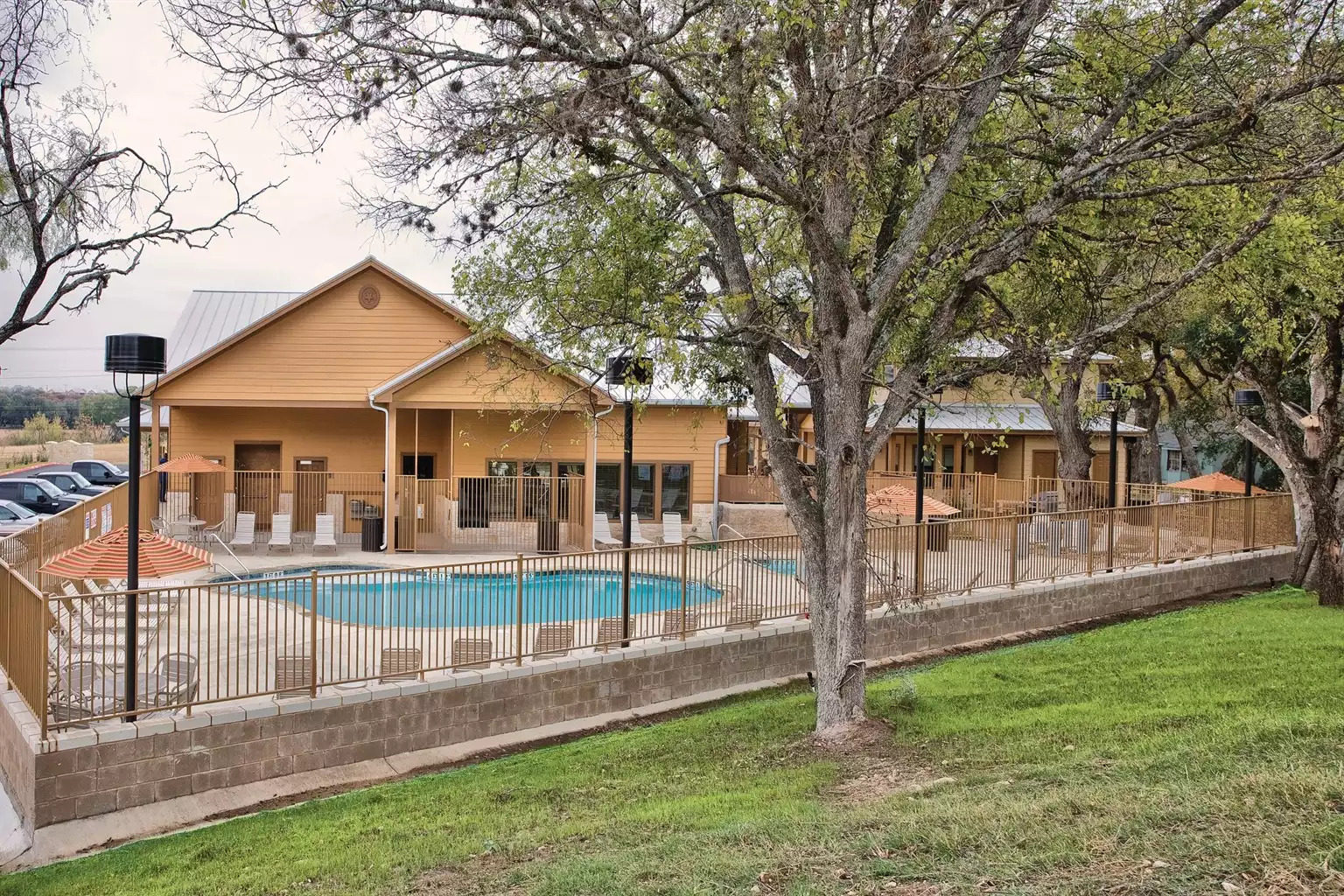 Exterior View Exterior View - New Braunfels Resort 2bdr Deluxe - New Braunfels